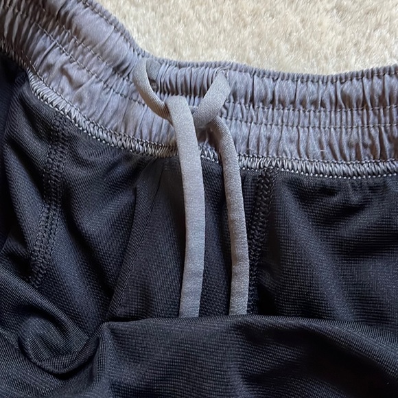Lululemon Shorts - Picture 10 of 14